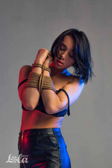 Веревка для связывания Beloved - 5 м. Веревка для связывания Beloved - 5 м.