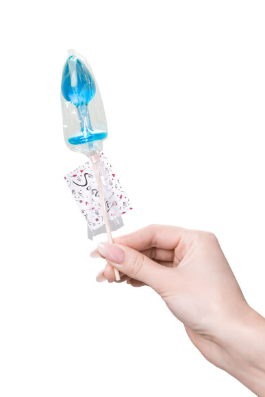 Голубой леденец в форме анальной пробки со вкусом блю кюрасао - 29 гр. Голубой леденец в форме анальной пробки со вкусом блю кюрасао - 29 гр.