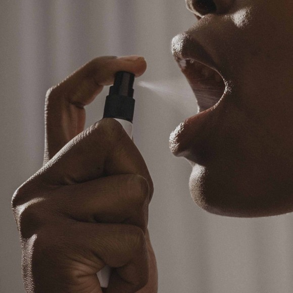 Спрей для усиления слюноотделения Slow Sex Mouthwatering Spray - 13 мл. Спрей для усиления слюноотделения Slow Sex Mouthwatering Spray - 13 мл.