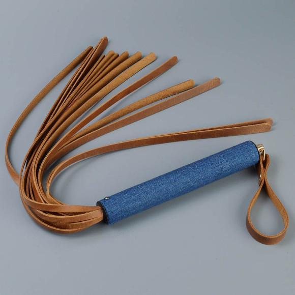 Плеть с джинсовой ручкой «Дикий Запад» - 60 см. Плеть с джинсовой ручкой «Дикий Запад» - 60 см.