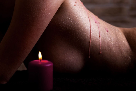 Восковая BDSM-свеча Wax Play с ароматом розы Восковая BDSM-свеча Wax Play с ароматом розы