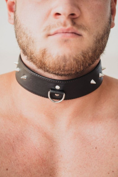 Коричневый кожаный ошейник увеличенного размера Коричневый кожаный ошейник увеличенного размера