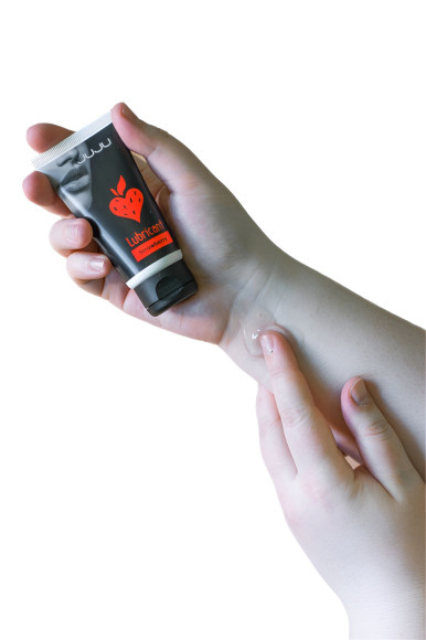 Съедобный лубрикант JUJU Strawberry с ароматом клубники - 50 мл. Съедобный лубрикант JUJU Strawberry с ароматом клубники - 50 мл.