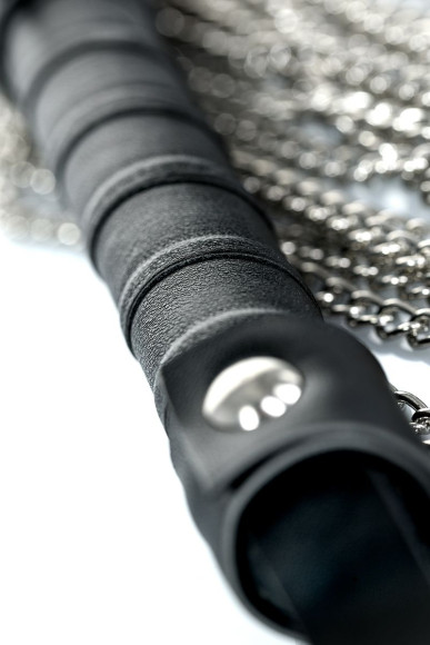 Флоггер из цепочек Theatre - 53,5 см. Флоггер из цепочек Theatre - 53,5 см.