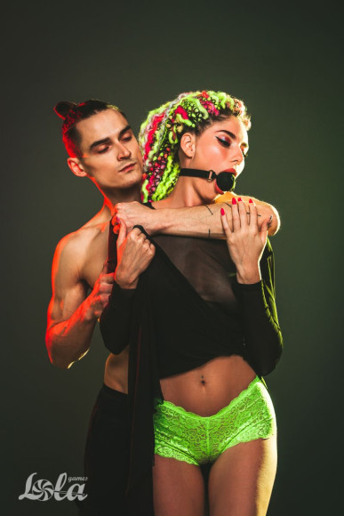 Черный кляп-шарик Charmer S Черный кляп-шарик Charmer S