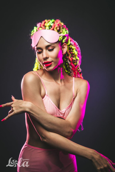 Розовая маска Shy Розовая маска Shy