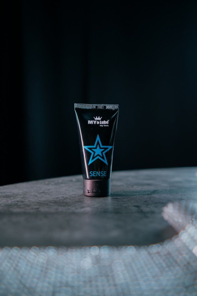 Интимная гель-смазка на водной основе MyLube SENSE - 50 мл. Интимная гель-смазка на водной основе MyLube SENSE - 50 мл.
