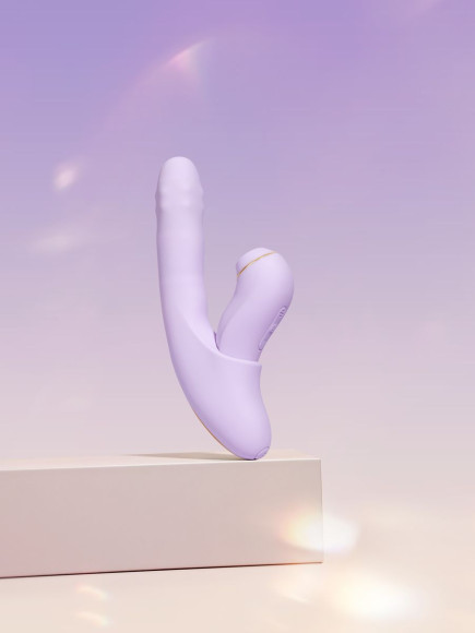 Сиреневый вибромассажер со съёмным клиторальным пульсатором DuoGlow Сиреневый вибромассажер со съёмным клиторальным пульсатором DuoGlow