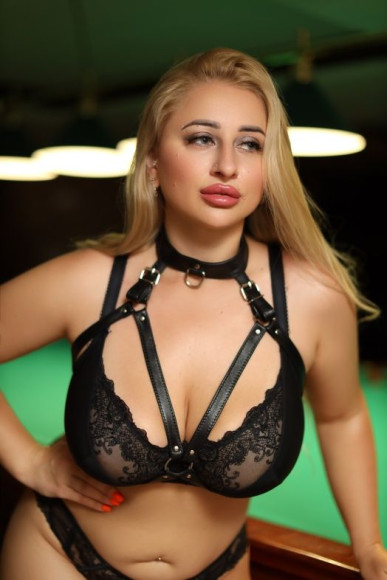 Черная кожаная сбруя с ошейником plus size из нежной кожи Черная кожаная сбруя с ошейником plus size из нежной кожи