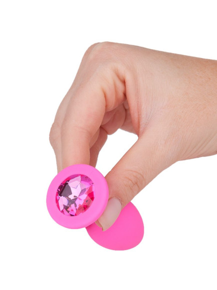 Розовая анальная втулка с малиновым кристаллом - 7,3 см. Розовая анальная втулка с малиновым кристаллом - 7,3 см.