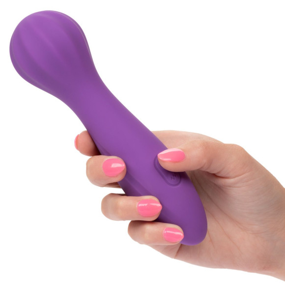 Фиолетовый вибромассажер Stella Liquid Silicone “O” Wand - 17,75 см. Фиолетовый вибромассажер Stella Liquid Silicone “O” Wand - 17,75 см.