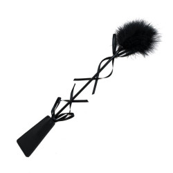 Стек с чёрной пуховкой - 45 см. Стек с чёрной пуховкой - 45 см.