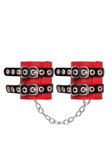 Красно-черные мягкие наручники с двумя ремешками с люверсами Красно-черные мягкие наручники с двумя ремешками с люверсами