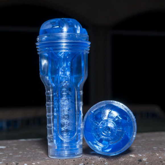 Мастурбатор Fleshlight Turbo - Trust Blue Ice Мастурбатор Fleshlight Turbo - Trust Blue Ice